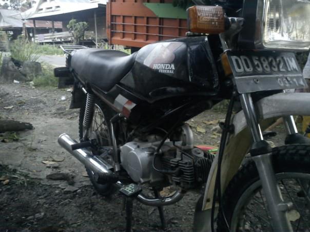 600961_3844200595626_344557915_n