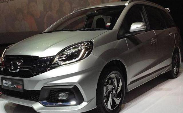 Honda-Mobilio-RS-Semarang-eksterior