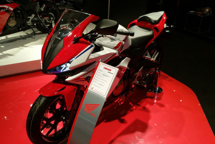 Honda-CBR150R-Facelift-2016