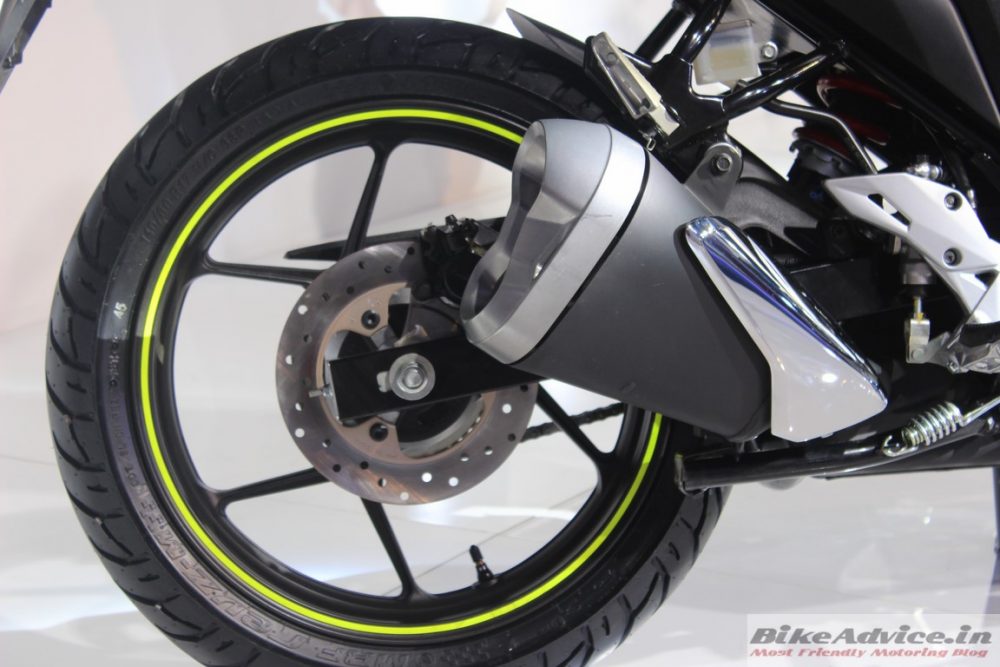 Suzuki-Gixxer-rear-Disc-Brakes-2