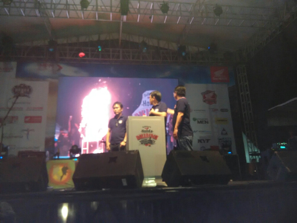 IMG_20161119_205430.jpg image