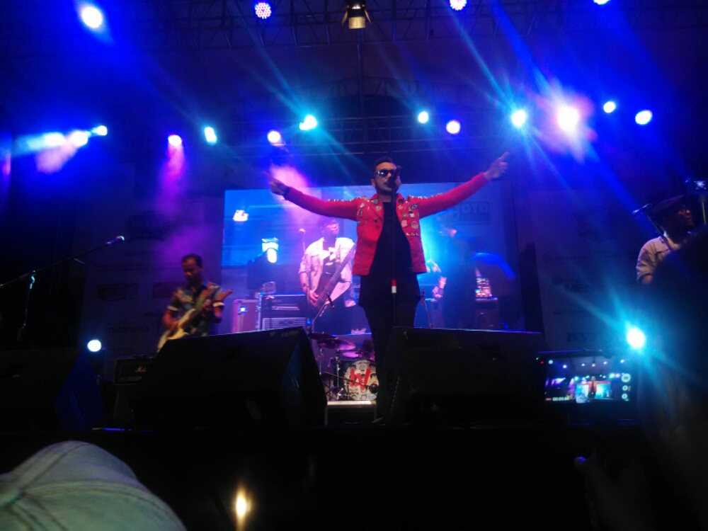 IMG_20161119_211354.jpg image