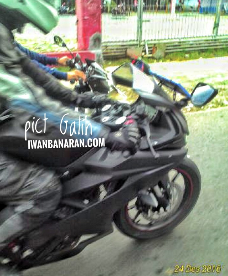 spy-shot-yamaha-r15.jpg