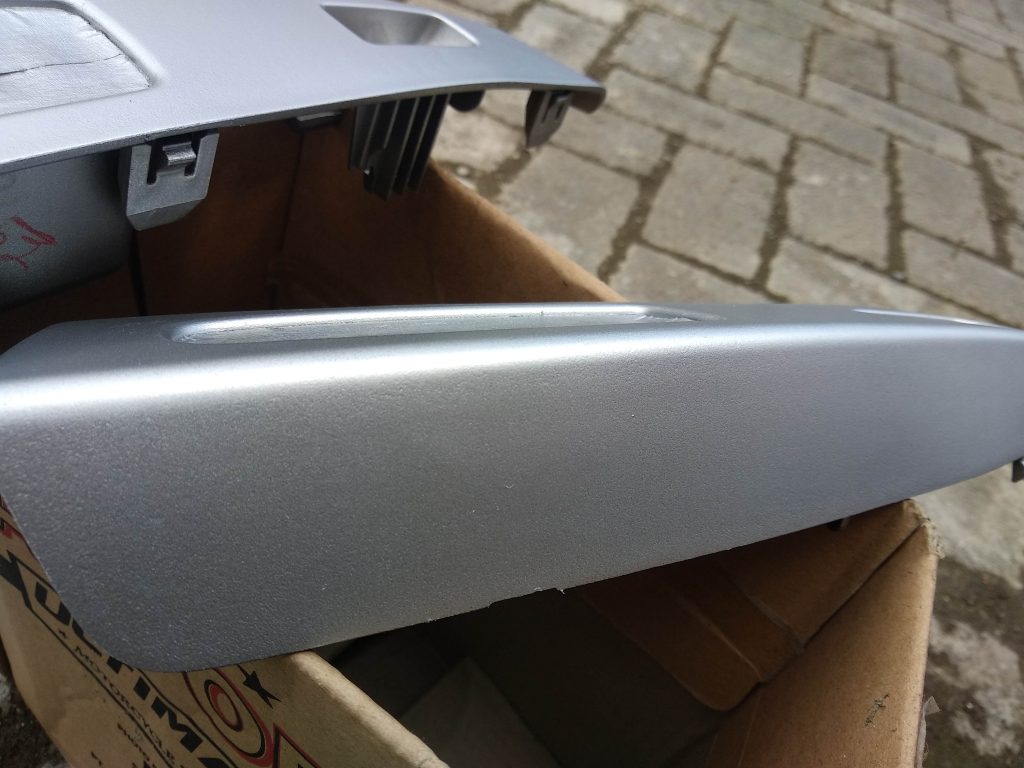 Mengecat Plastik Primer