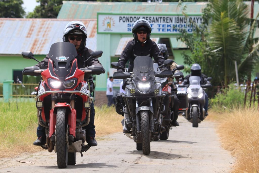 Honda Big BOS Sulawesi Journey