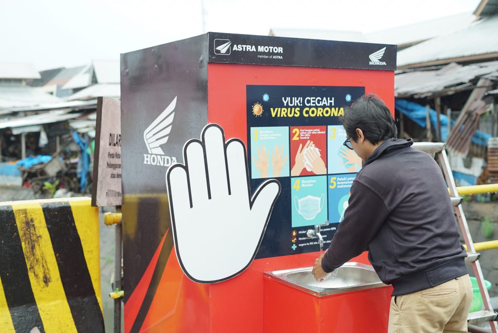 Astra Motor Makassar Sediakan Wastafel Portable